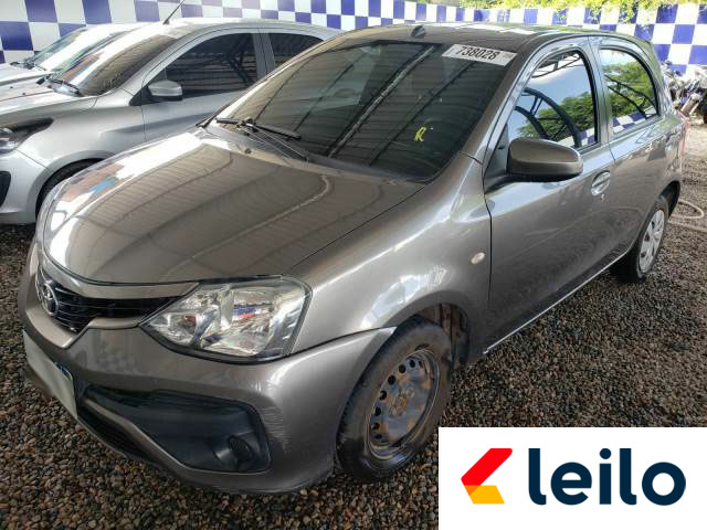 LOTE 009 - TOYOTA ETIOS XS 2018