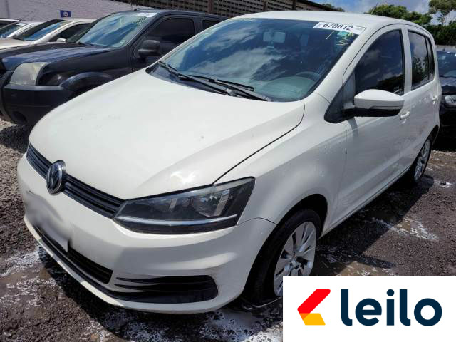 LOTE 030 - VOLKSWAGEN FOX TRENDLINE 2015