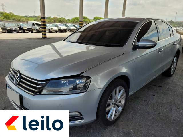 LOTE 031 - VOLKSWAGEN PASSAT TSI 2014