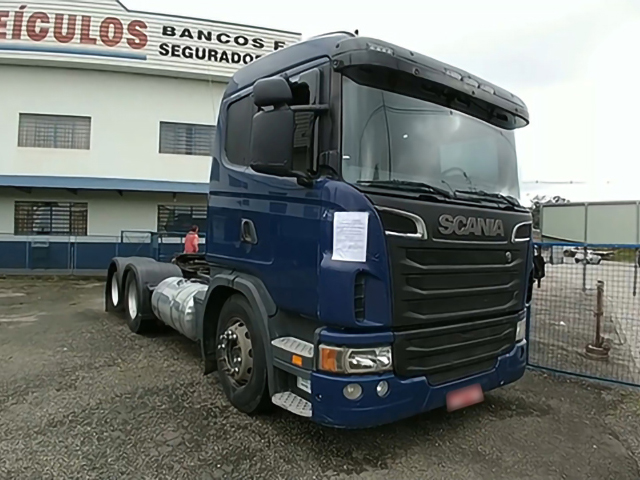 LOTE 003 - Scania G 470 A6x2 2011