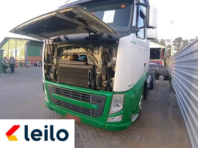 LOTE 006 - Volvo FH 460 2015