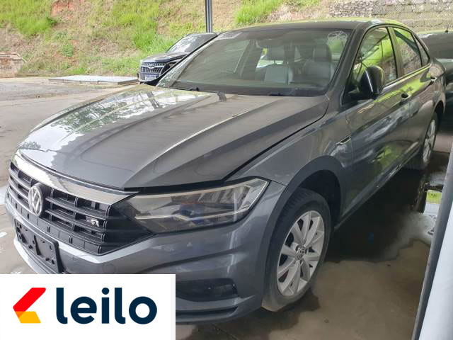 LOTE 015 - VOLKSWAGEN JETTA R-LINE 250 2019