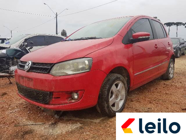 LOTE 033 - VOLKSWAGEN FOX HIGHLINE 2014