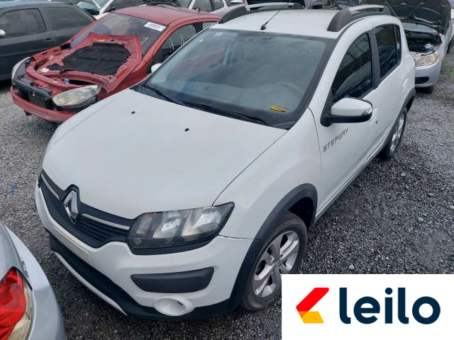 LOTE 008 - RENAULT SANDERO STEPWAY EASY-R 2015