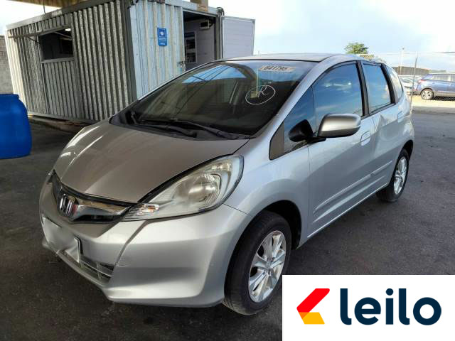 LOTE 039 - HONDA FIT LX 2013