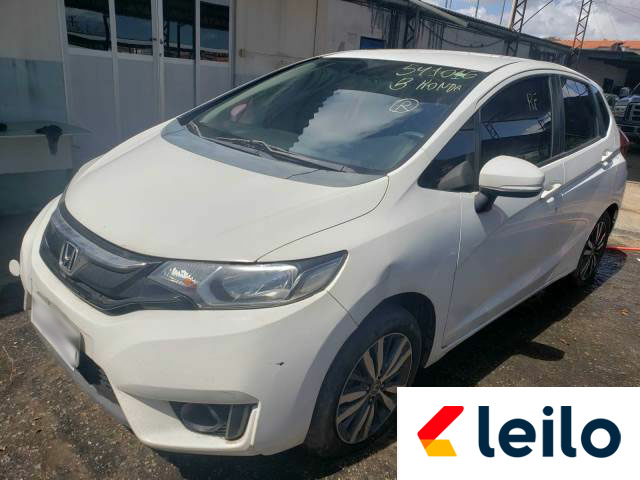 LOTE 040 - HONDA FIT EX 2015