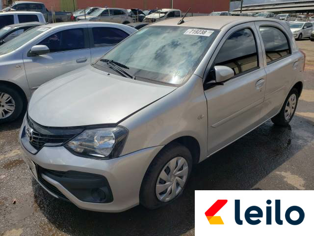 LOTE 004 - TOYOTA ETIOS X 2021